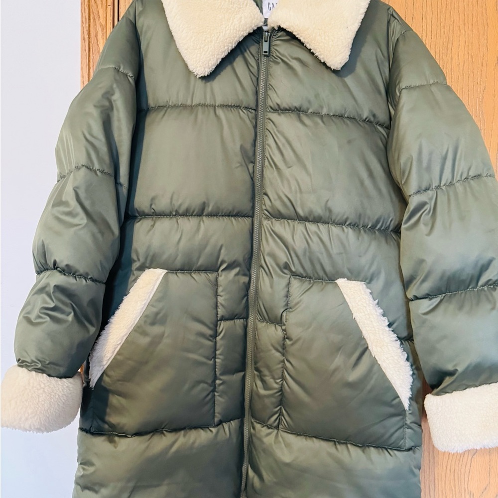 GAP Green Puffer Jacket with Cream Accents